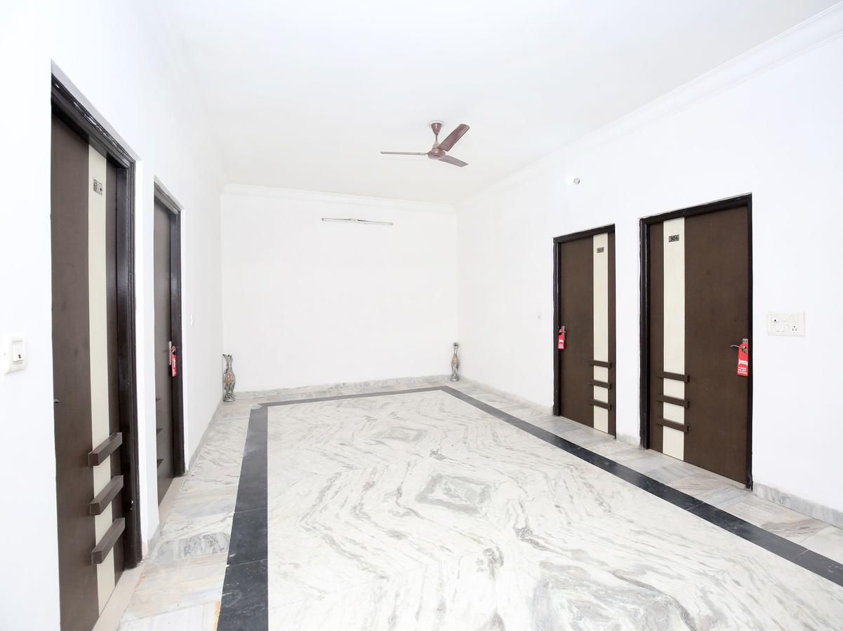 Oyo 12972 Hotel Krishna Castle Amritsar Exterior foto